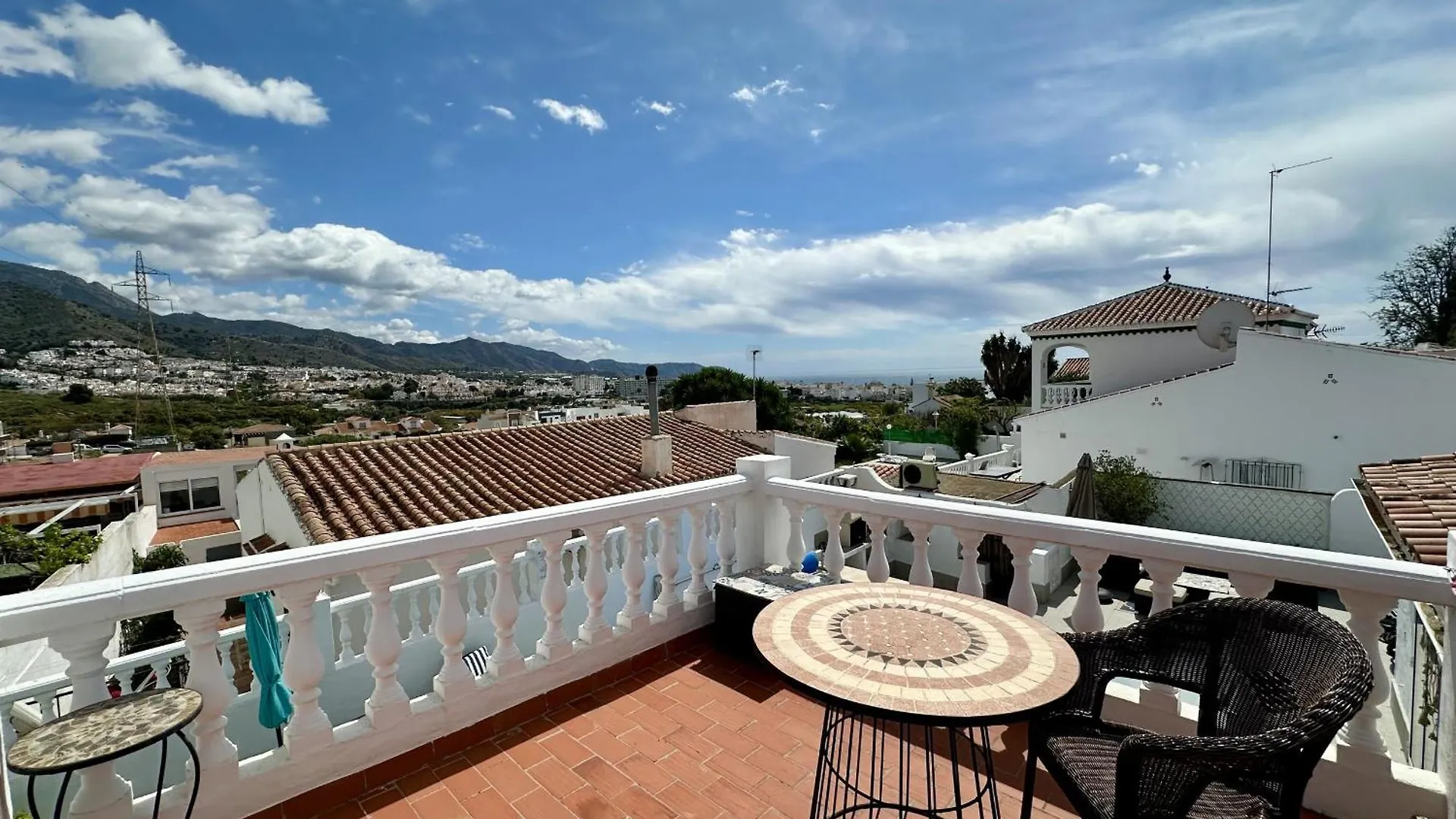 נרחה R1385 Villa Emma ספרד