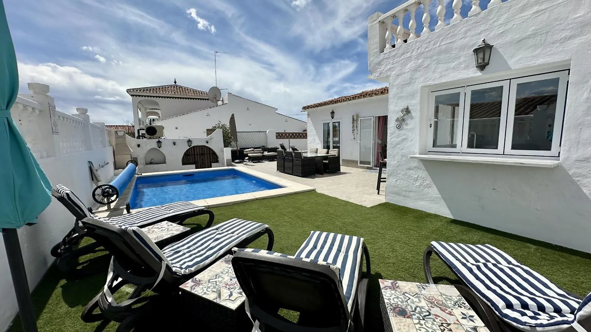 בקתה נרחה R1385 Villa Emma